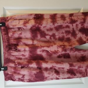 Old Navy Woman's Drawstring Tye Dye Burgundy Joggers XL
